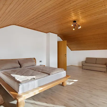 Holiday home Ferienhaeusl